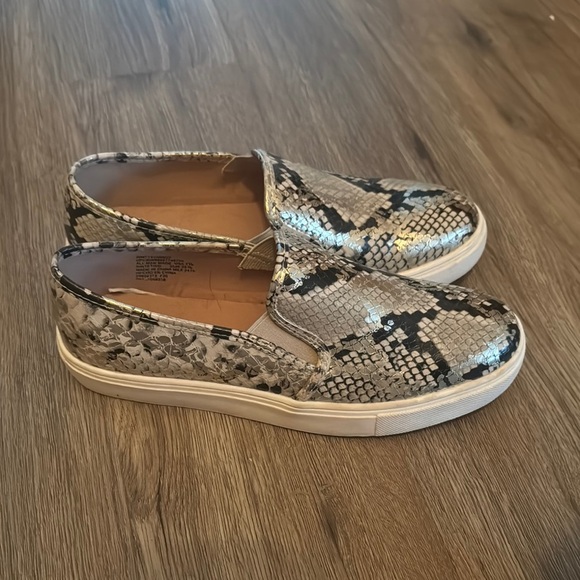 Snakeskin Slip-On Sneakers - Picture 7 of 8
